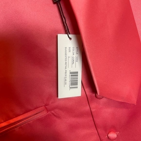 ALBERTO CARDINELLI coral, deep peach tuxedo vest with tie & bow tie. Large. - Picture 3 of 7